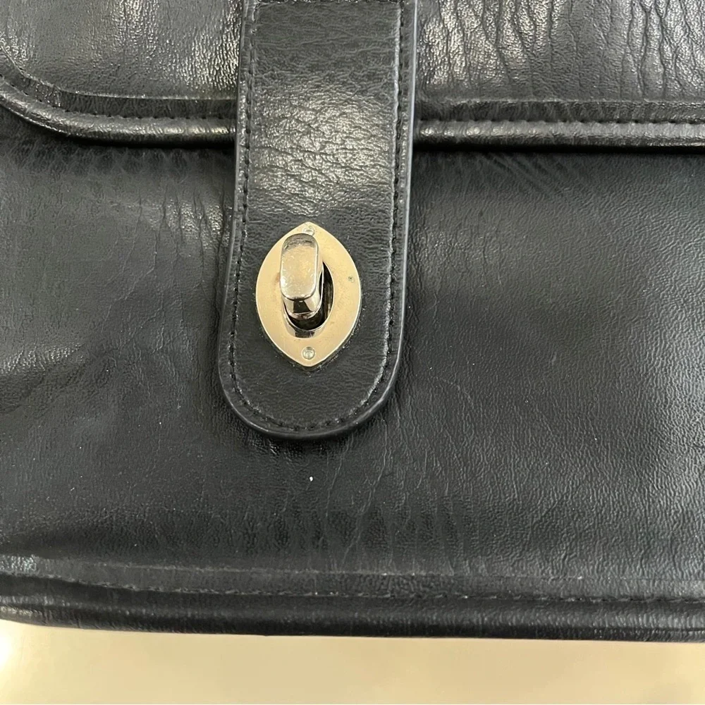 Coach Coach - Picture 8 of 15